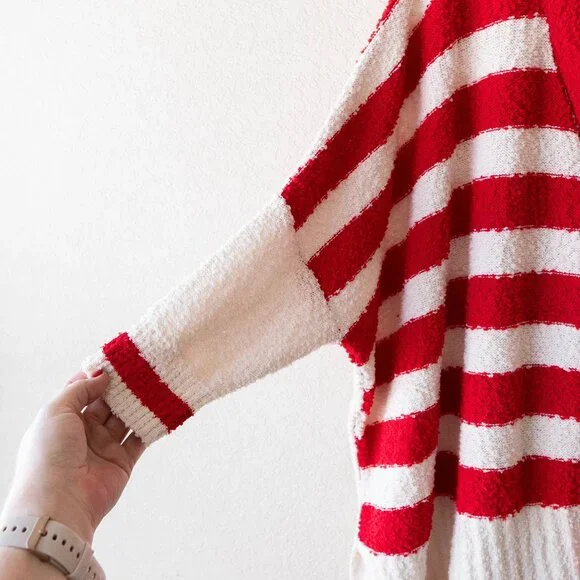 First Love Textured Striped Oversized Cardigan Sweater Small Red White Button - Picture 4 of 12